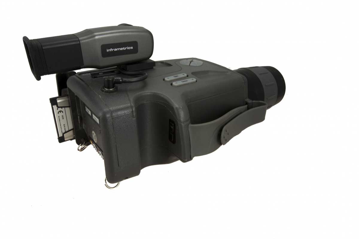 Side view of the SC 1000 infrared camera